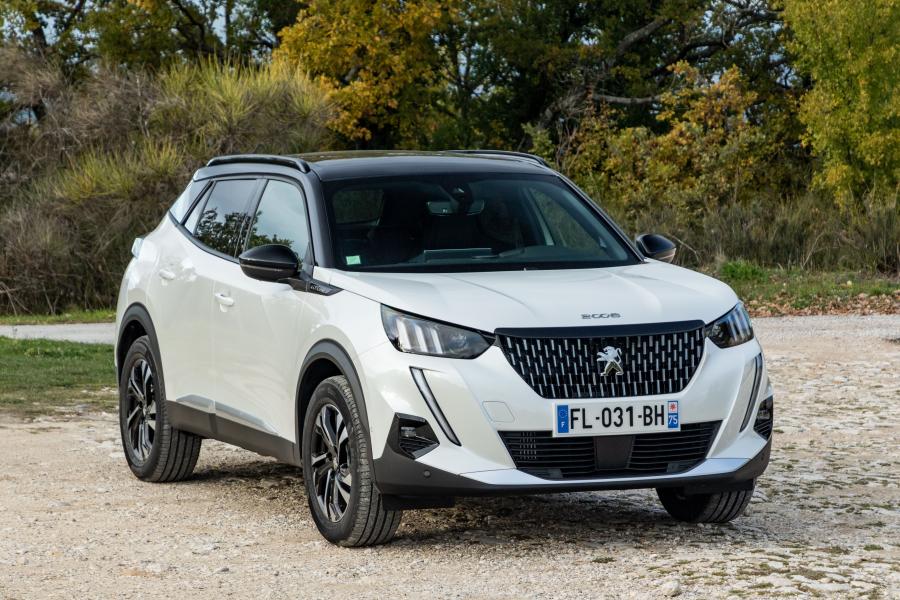  Peugeot 2008 GT Line 2019 года  (WW) (фото 21 из 40)